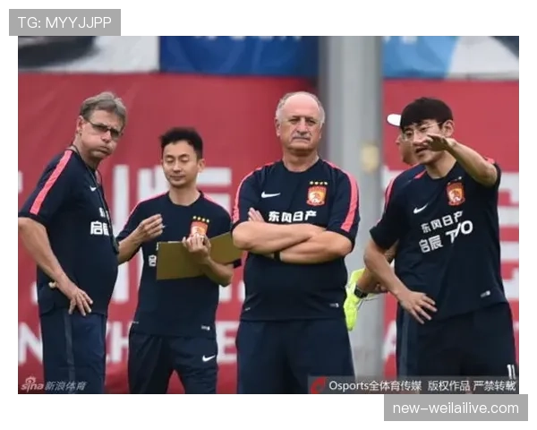 护腿板在足球规则中的强制佩戴要求及判罚标准解读 护腿板在足球规则中的强制佩戴要求及判罚标准解读