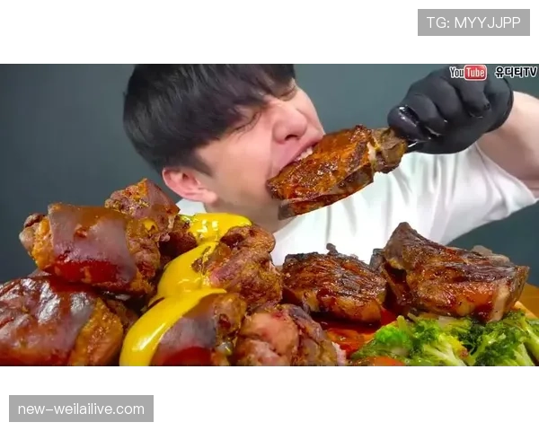 菲尔普斯退役后一天吃八顿饭,冰箱塞满能量饮料和牛排 菲尔普斯退役后一天吃八顿饭,冰箱塞满能量饮料和牛排
